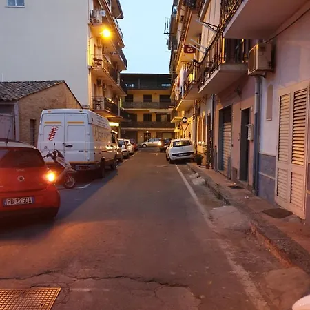 アパート Chiara Naxos ジャルディーニ・ナクソス