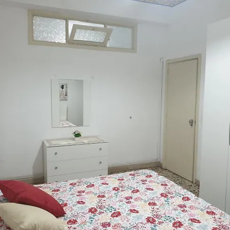 Chiara Naxos Apartament *