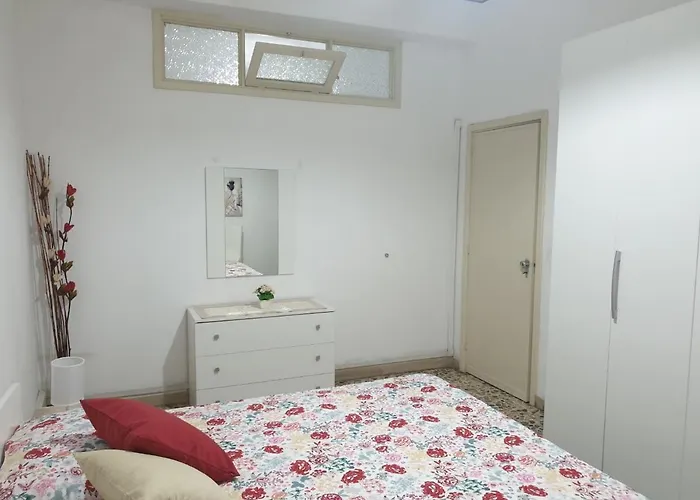 Chiara Naxos アパート *